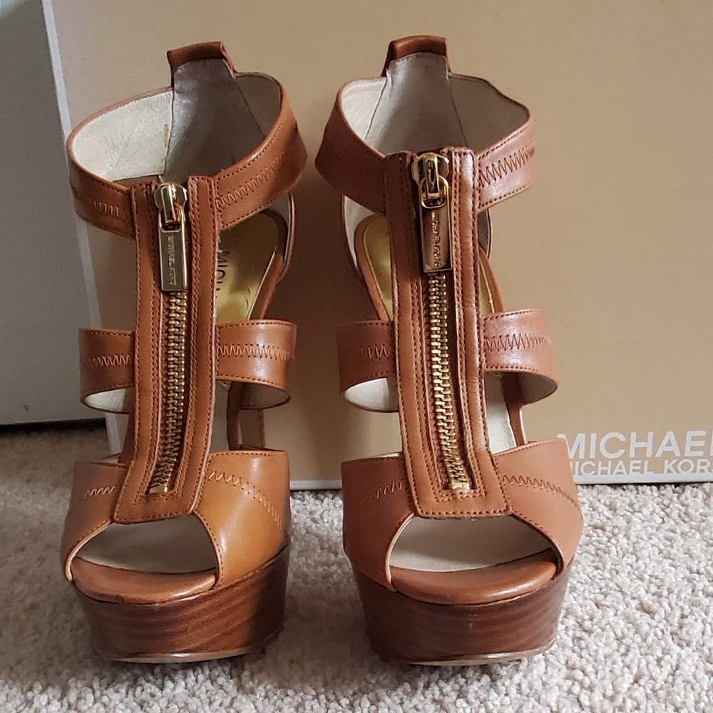 MICHAEL KORS HEELS